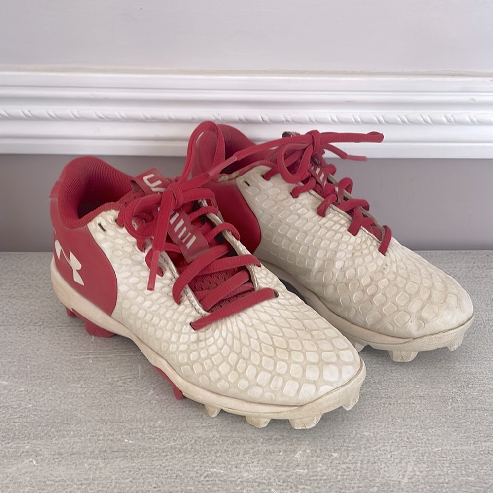 Under Armour Kids Red and White Softball Cleats